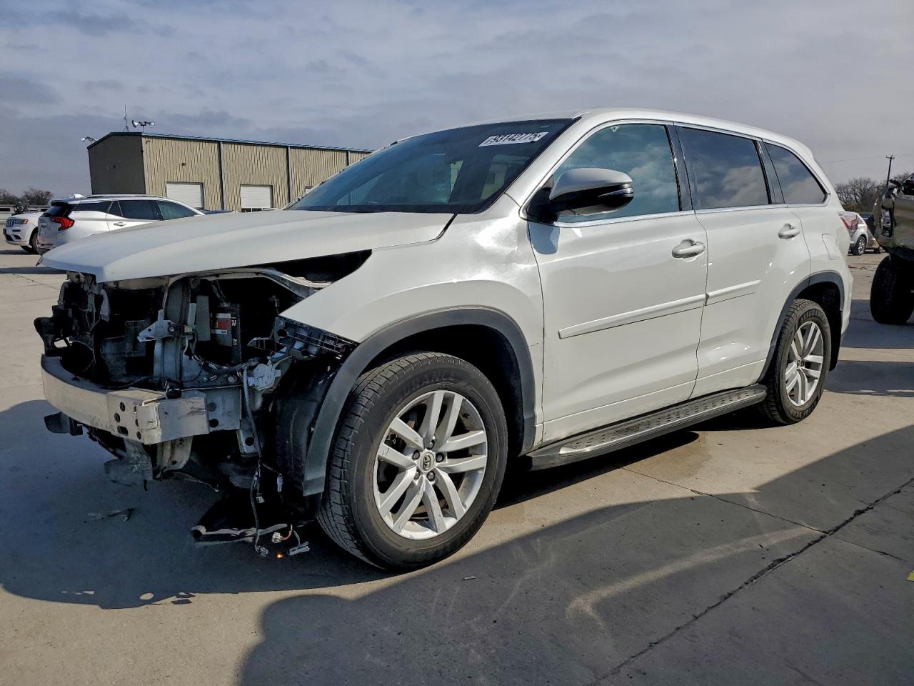Toyota Highlander Le Image 1