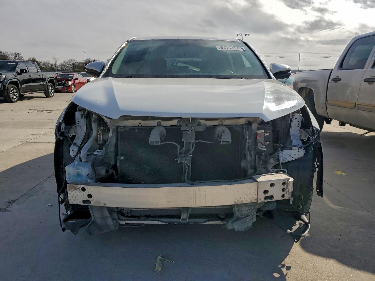 Toyota Highlander Le Image 6