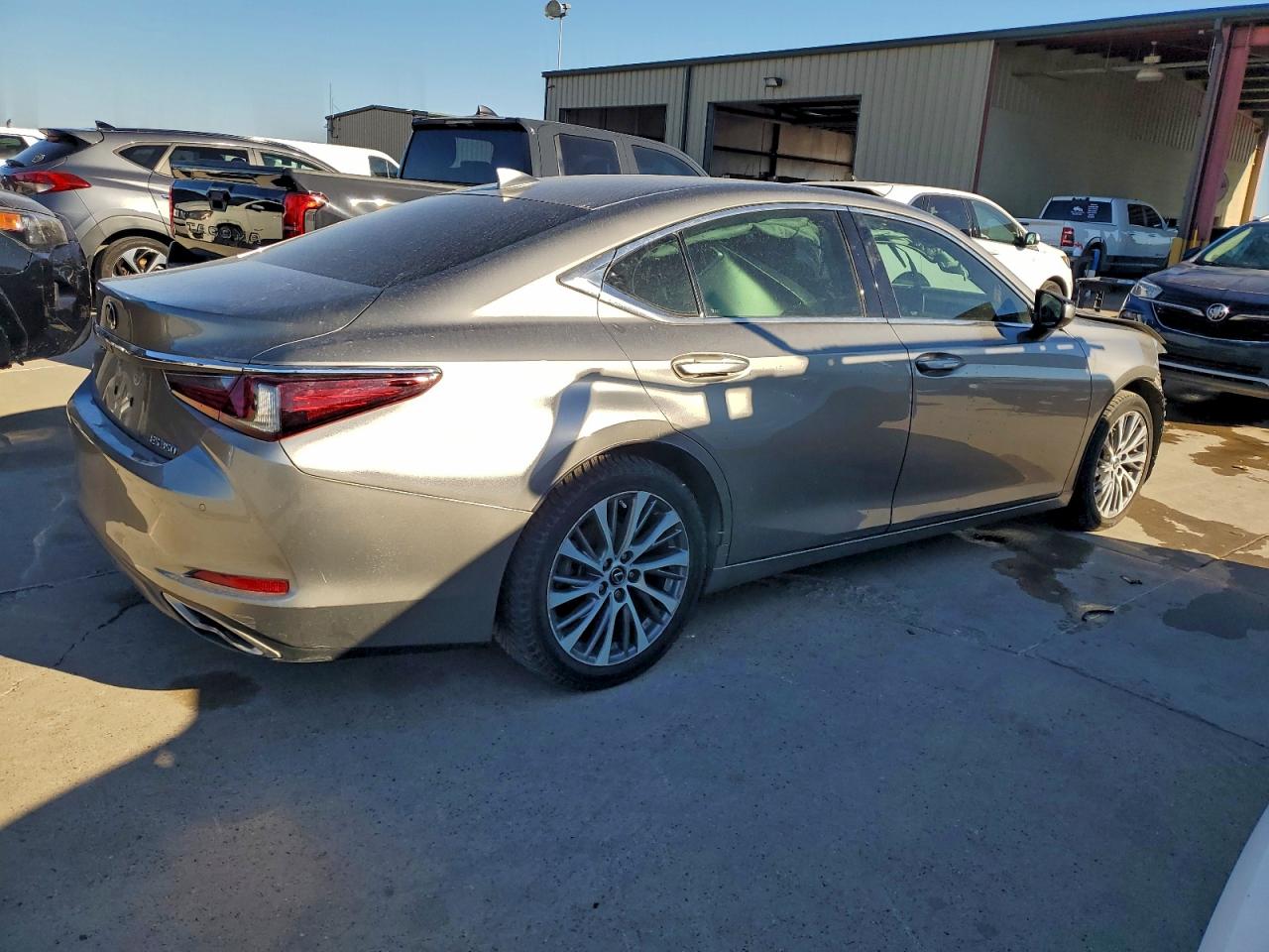 Lexus Es 350 Image 2