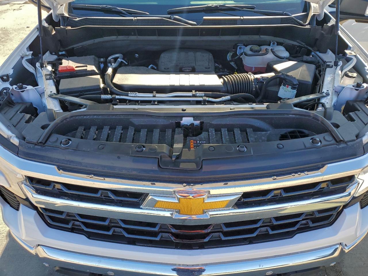 Chevrolet Silverado K1500 Lt Image 9