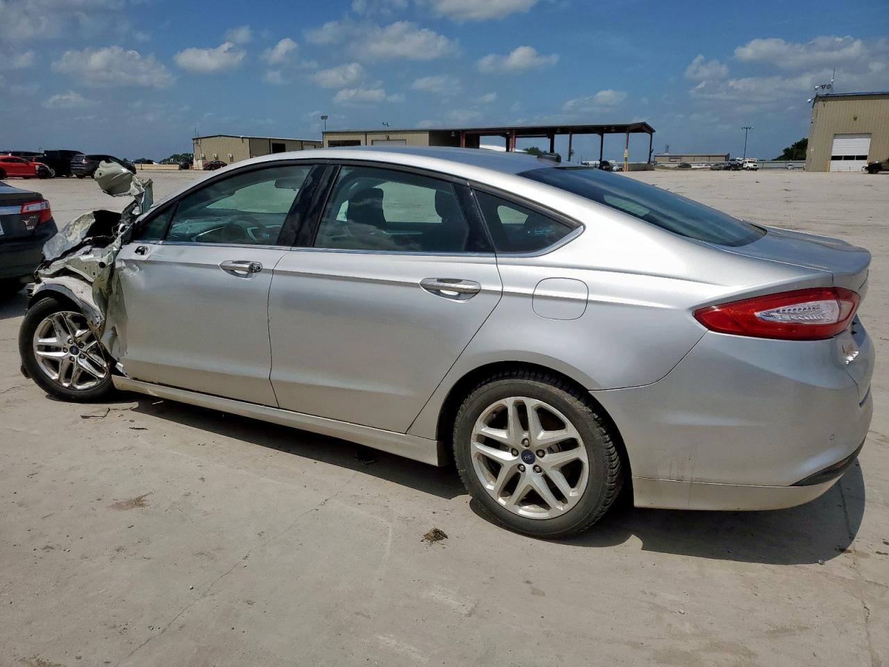 Ford Fusion Se Image 4