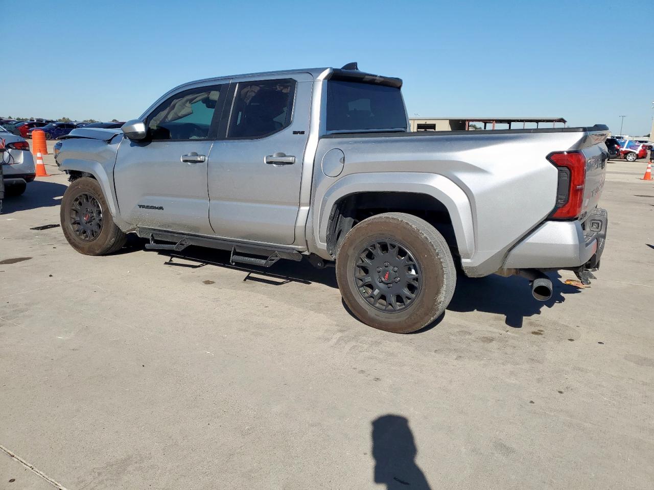 Toyota Tacoma Double Cab Image 2