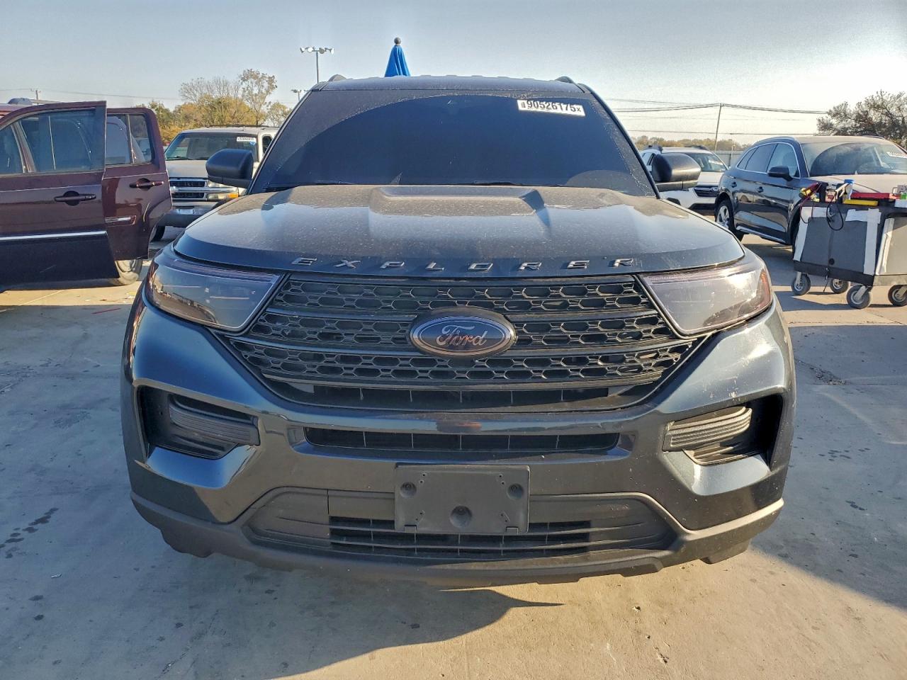 Ford Explorer Xlt Image 10