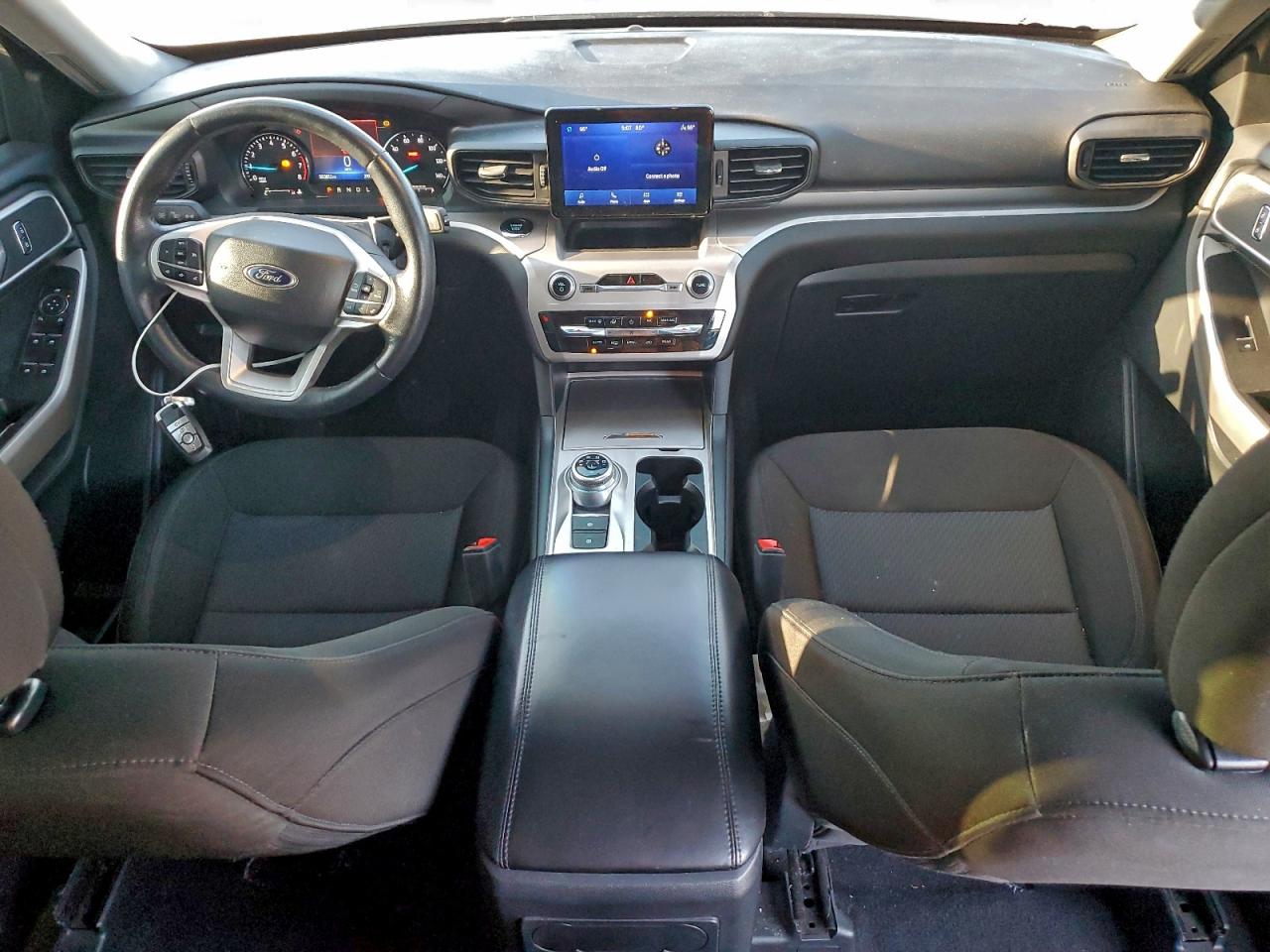 Ford Explorer Xlt Image 7