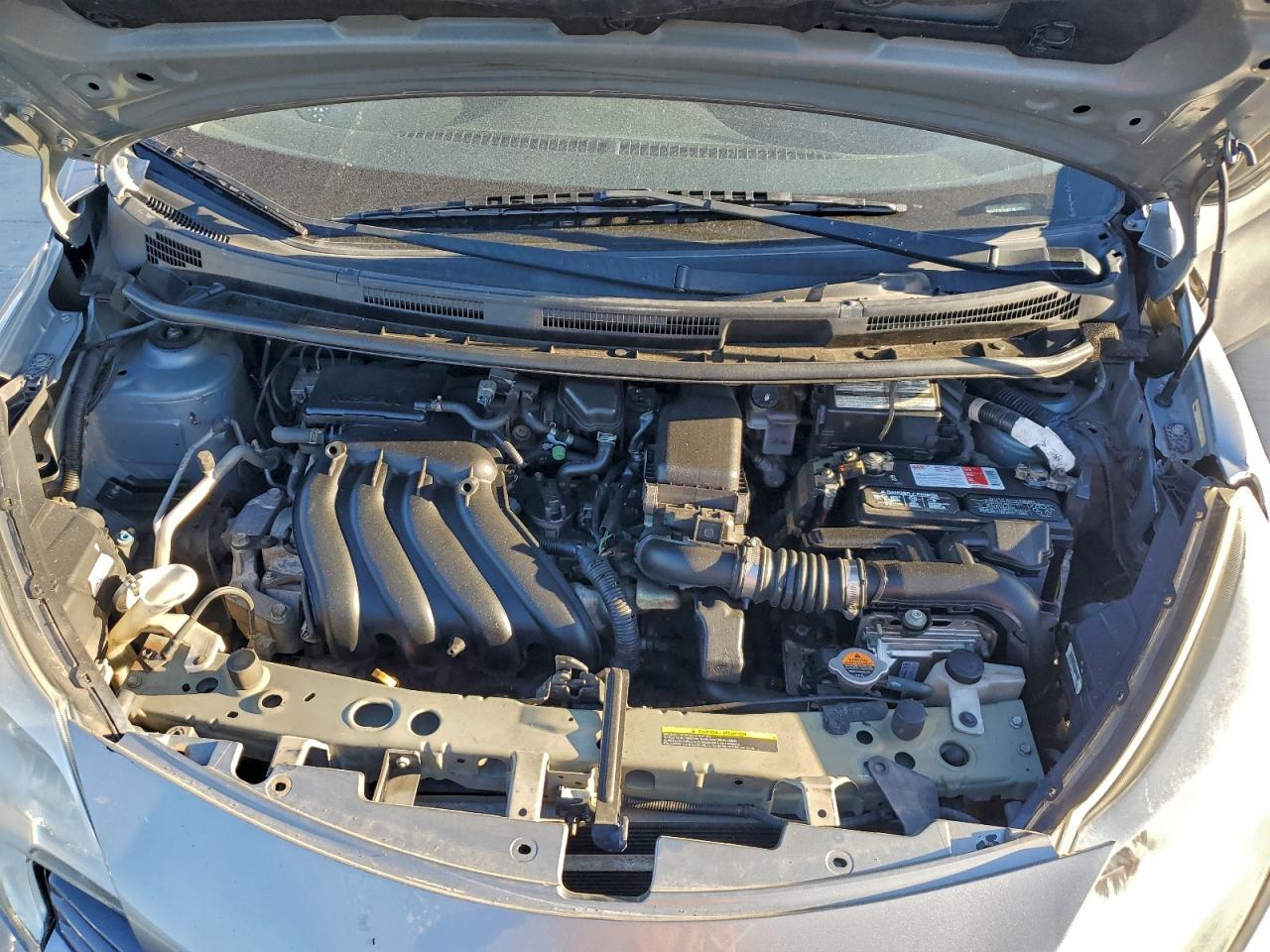 Nissan Versa S Image 11