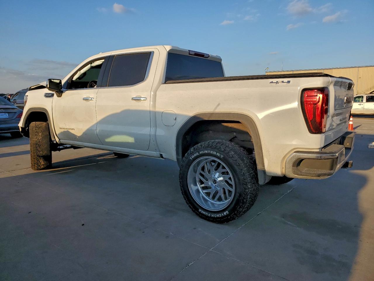 GMC Sierra K1500 Slt Image 4