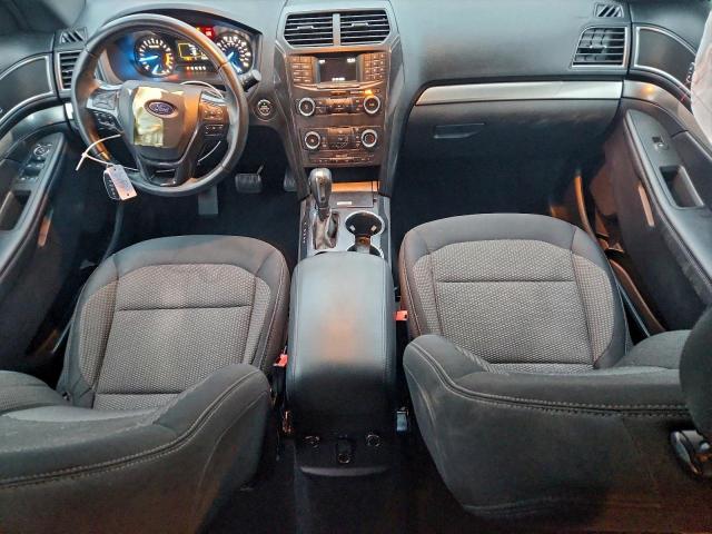 Ford Explorer Xlt Image 6