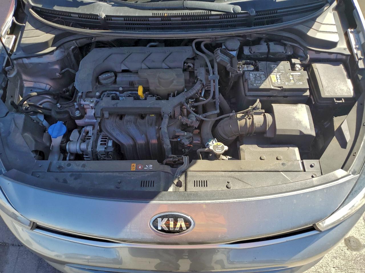 Kia Rio Lx Image 8