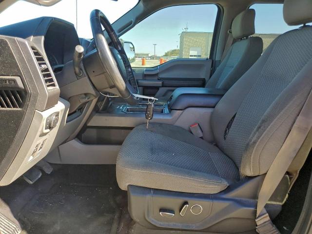 Ford F-150 Supercrew Image 12