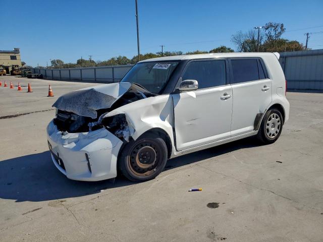  Salvage Toyota Scion