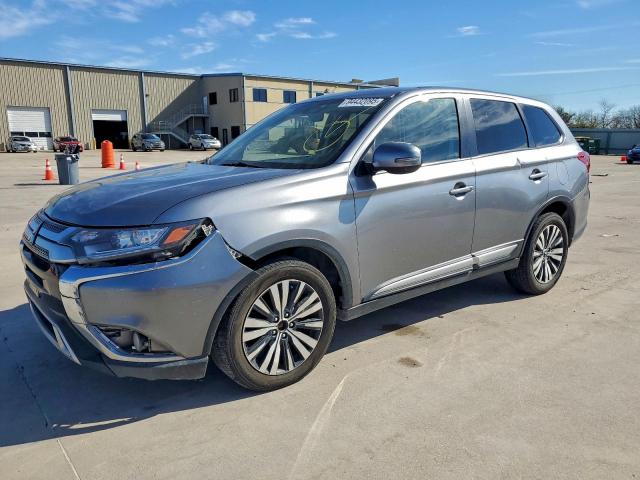  Salvage Mitsubishi Outlander