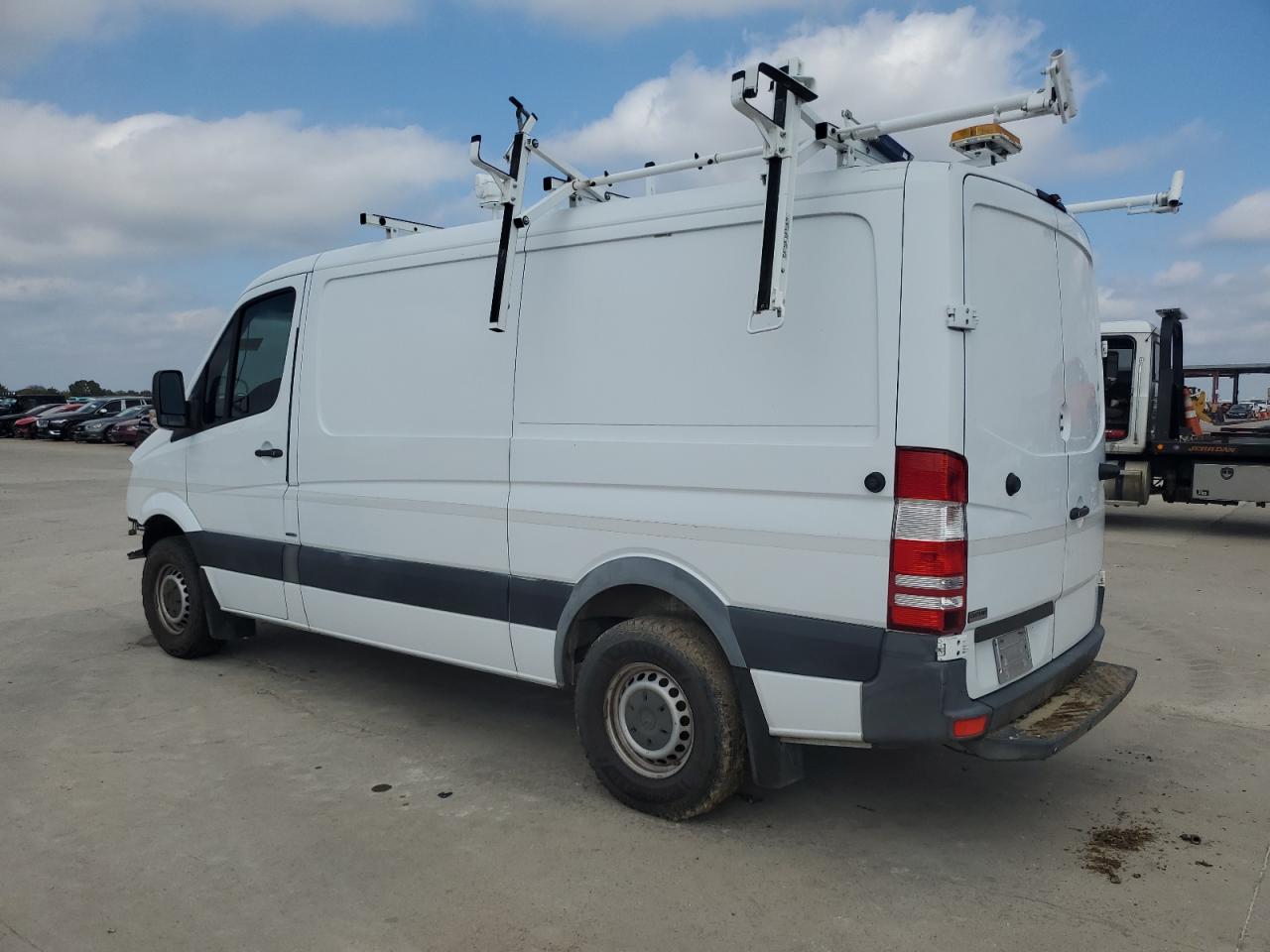 Mercedes-Benz Sprinter 2500 Image 6