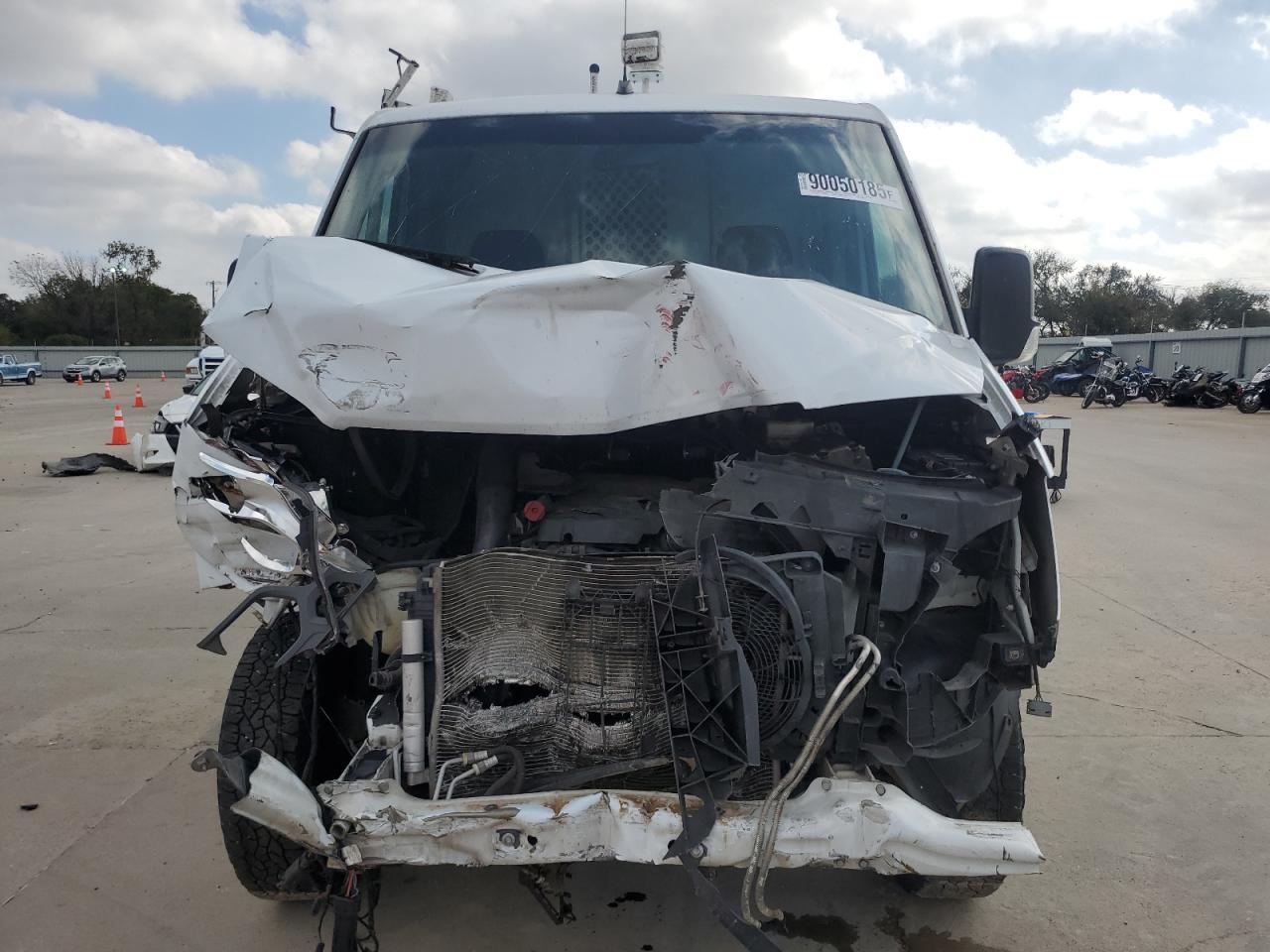 Mercedes-Benz Sprinter 2500 Image 3