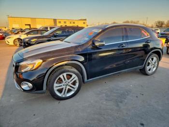  Salvage Mercedes-Benz GLA
