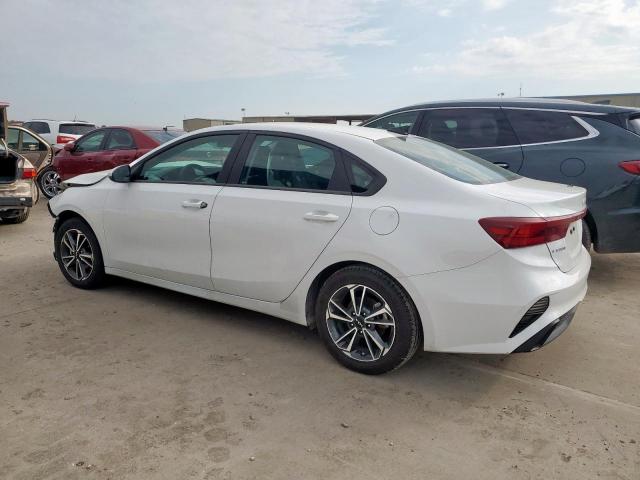 Kia Forte Fe Image 2