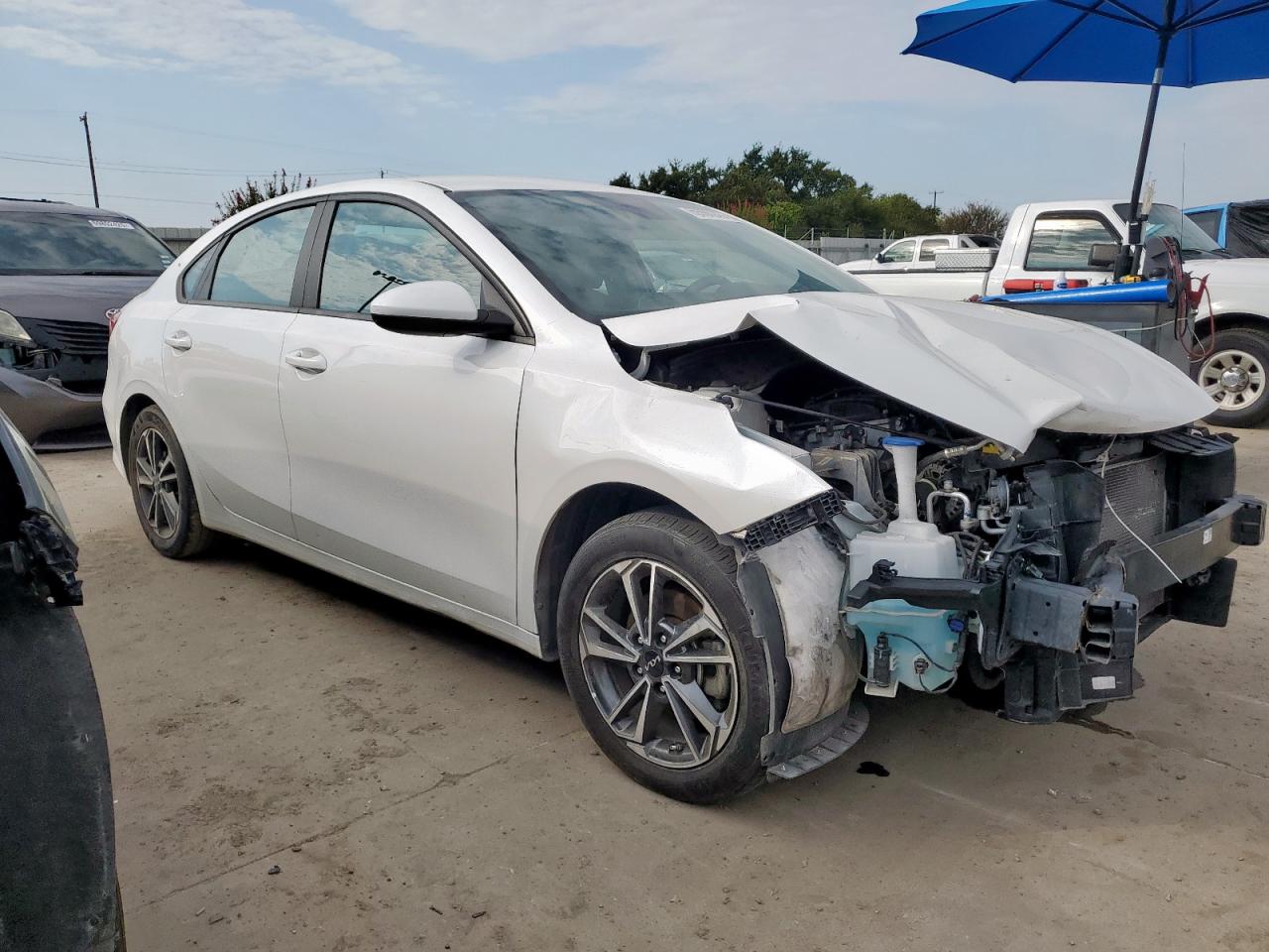 Kia Forte Fe Image 3