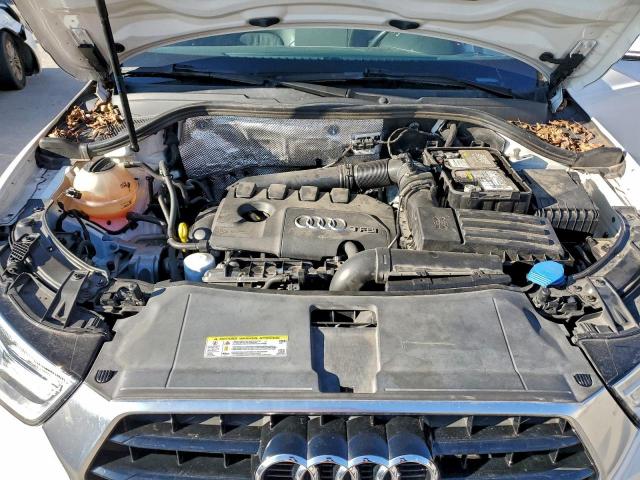 Audi Q3 Premium Image 13