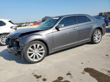 Salvage Chrysler 300