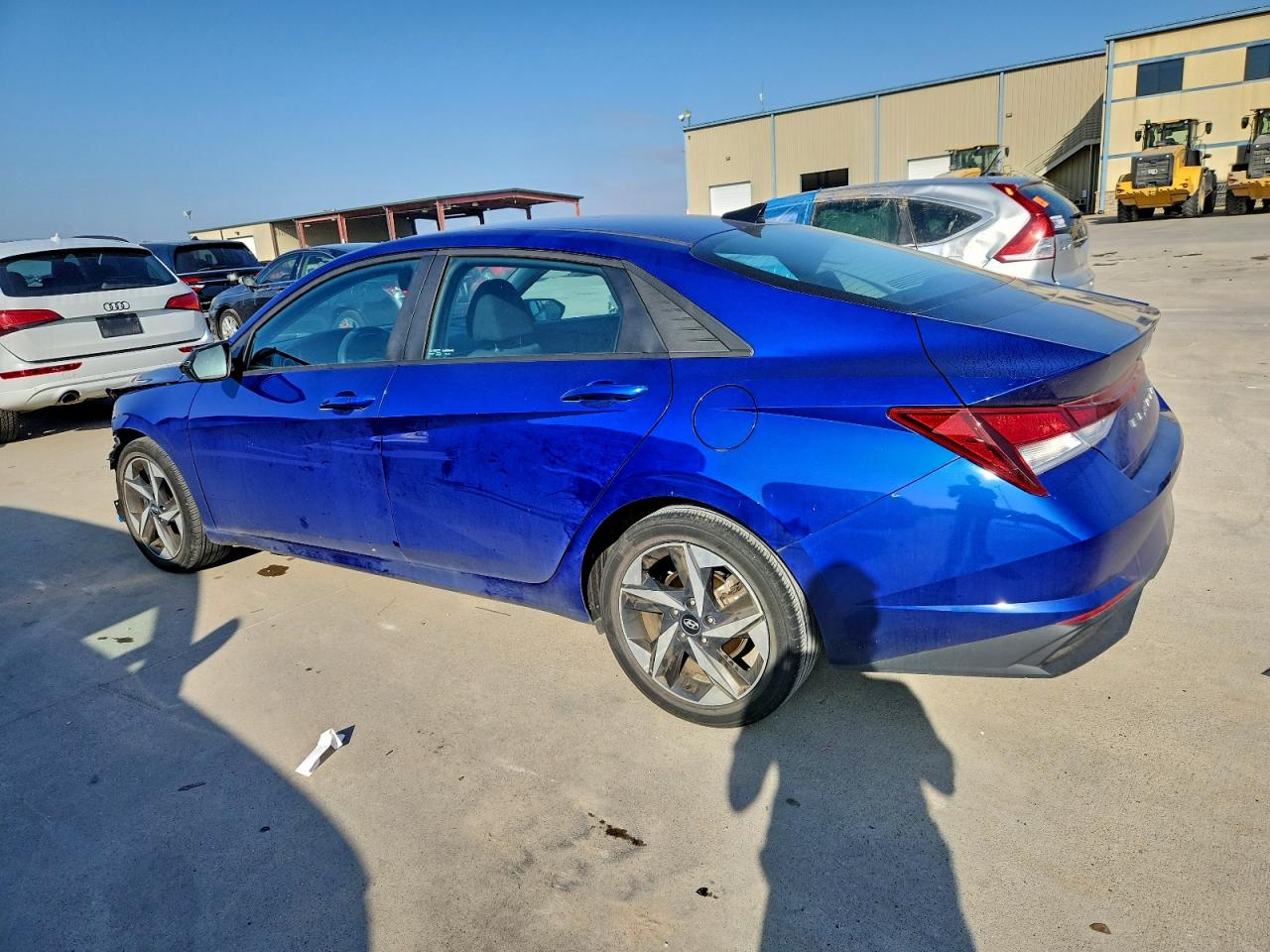 Hyundai ELANTRA Sel Image 2