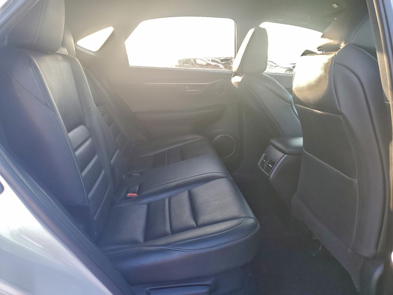 Lexus NX 300 F Sport Image 8