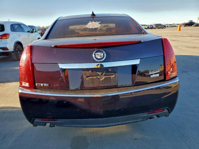 Cadillac CTS Luxury Collection Image 2