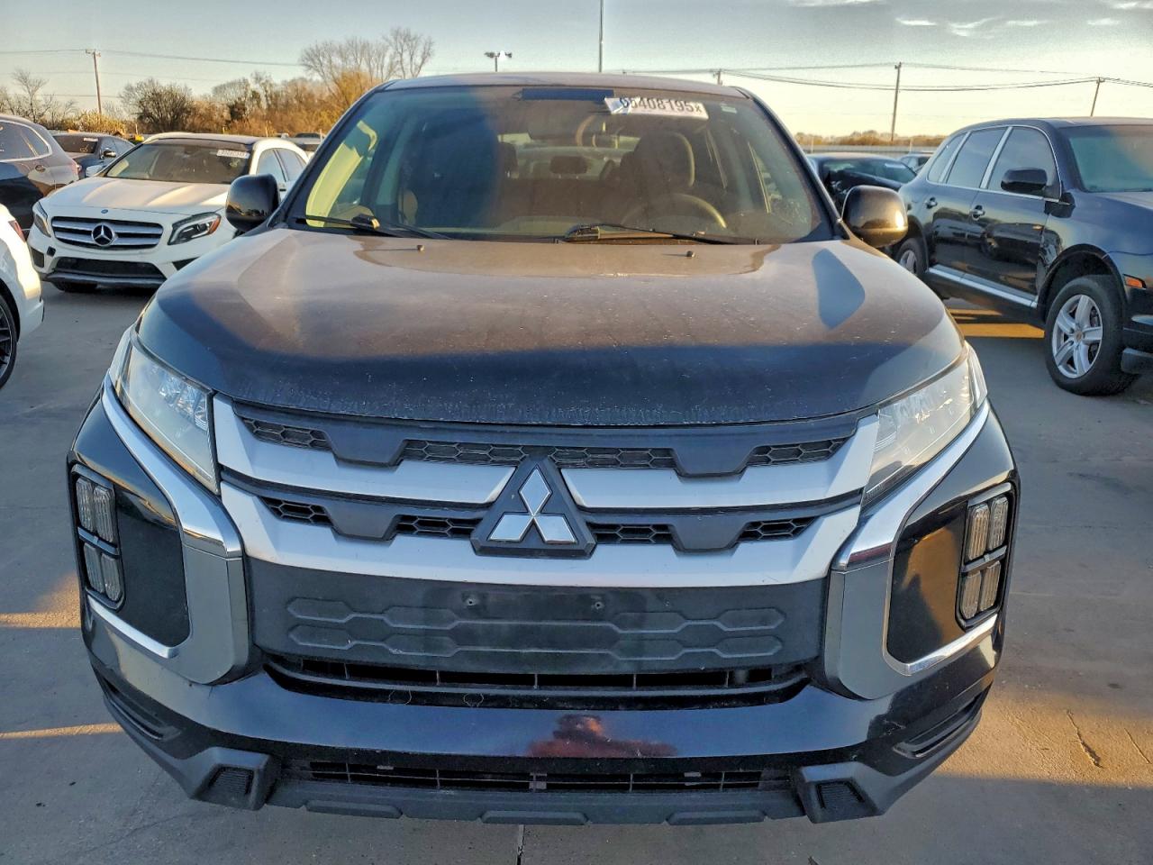 Mitsubishi Outlander Es Image 4