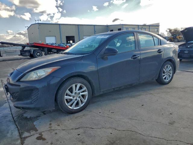  Salvage Mazda 3