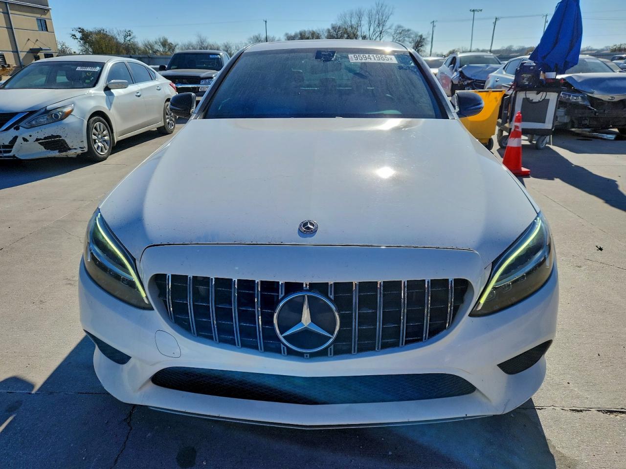 Mercedes-Benz C-Class 300 Image 7