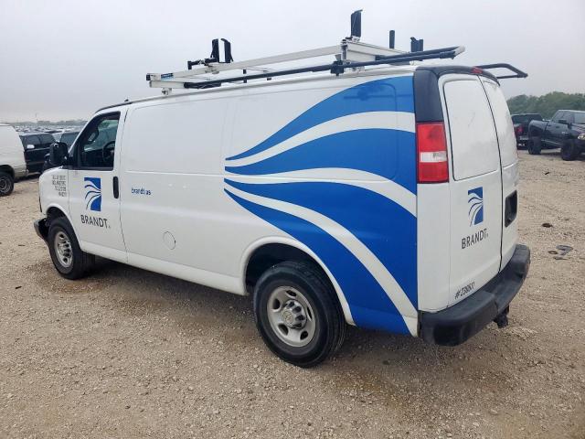 Chevrolet Express Image 2