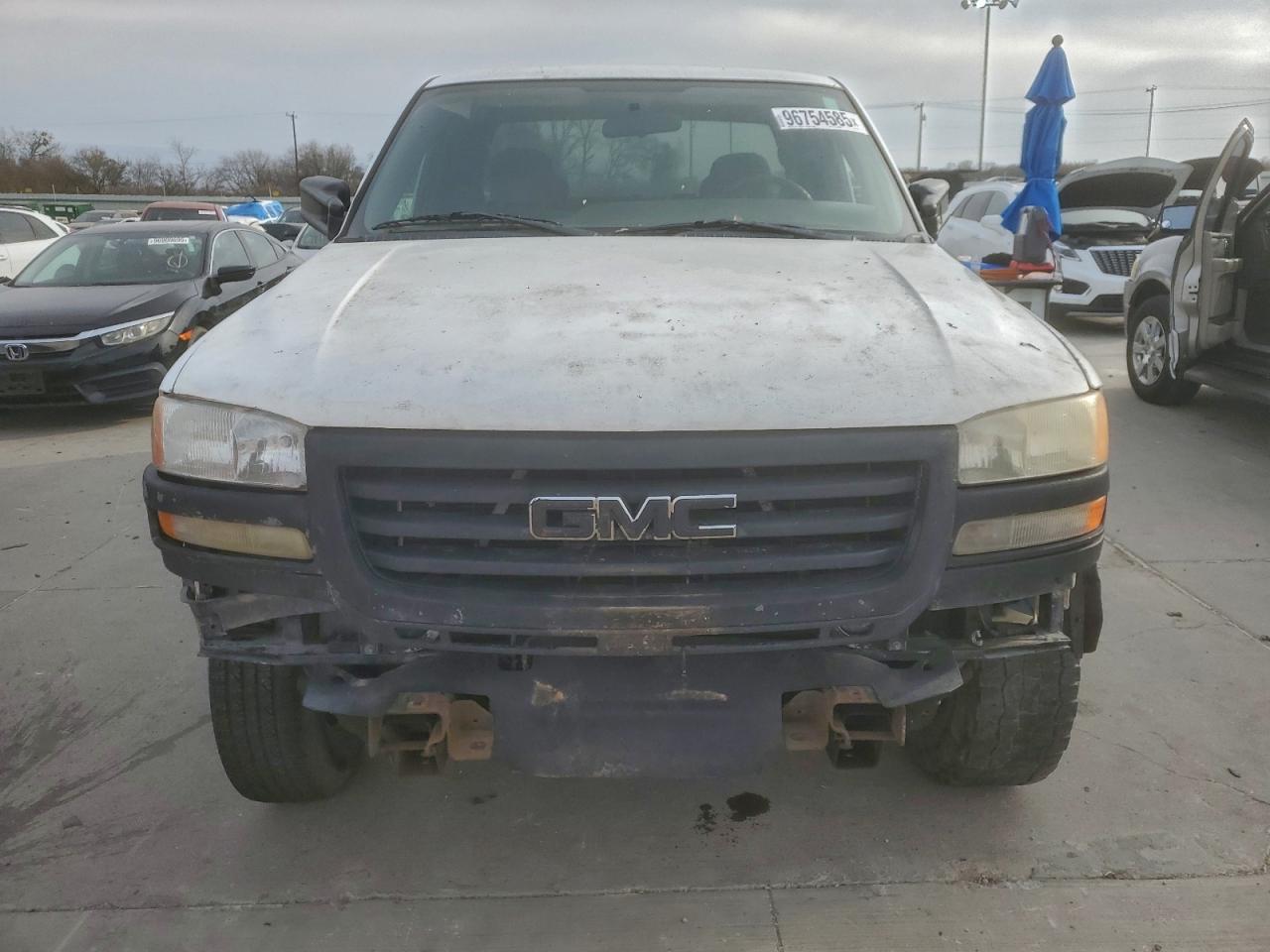 GMC Sierra C2500 Heavy Duty Image 12