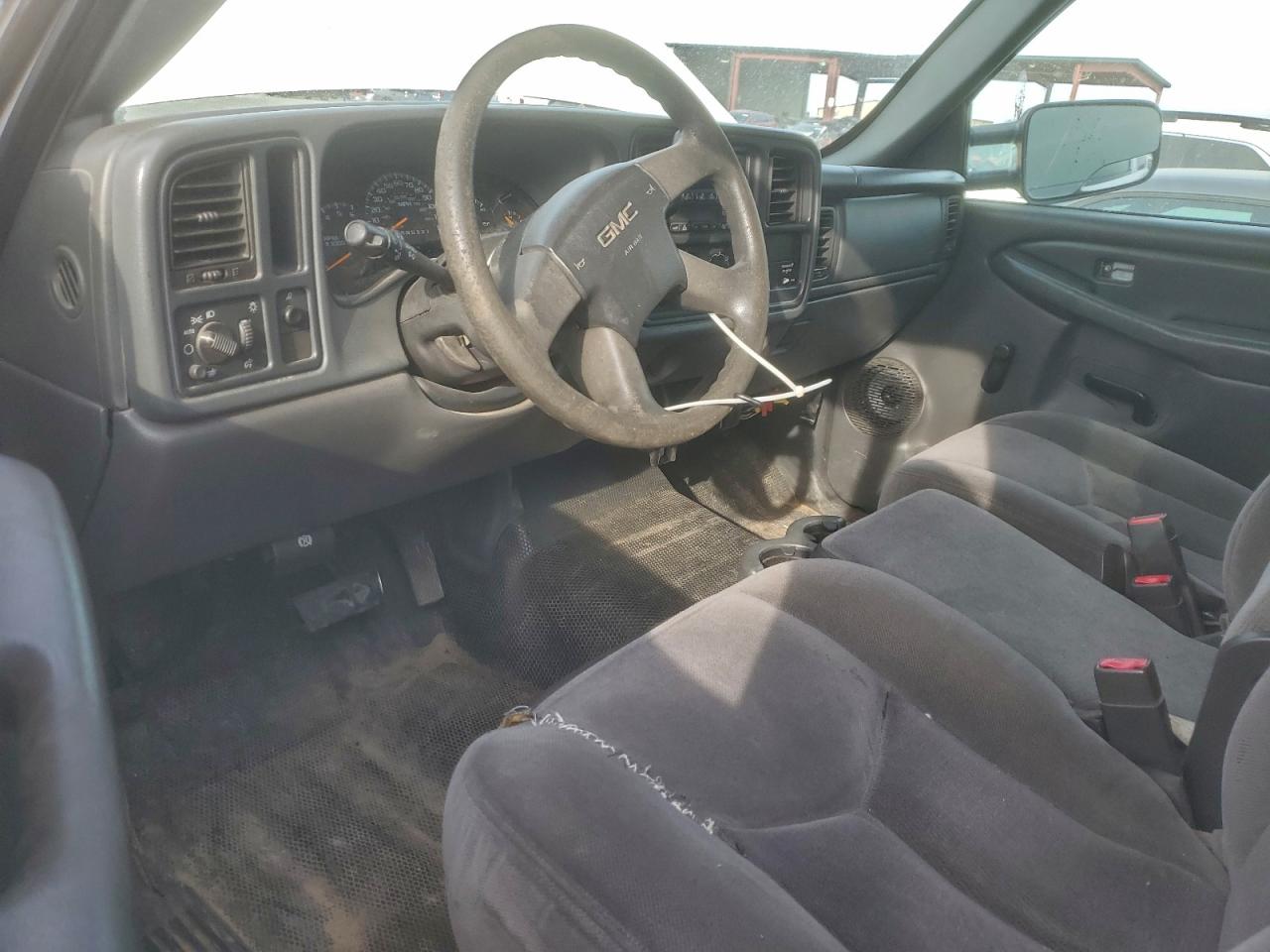 GMC Sierra C2500 Heavy Duty Image 7