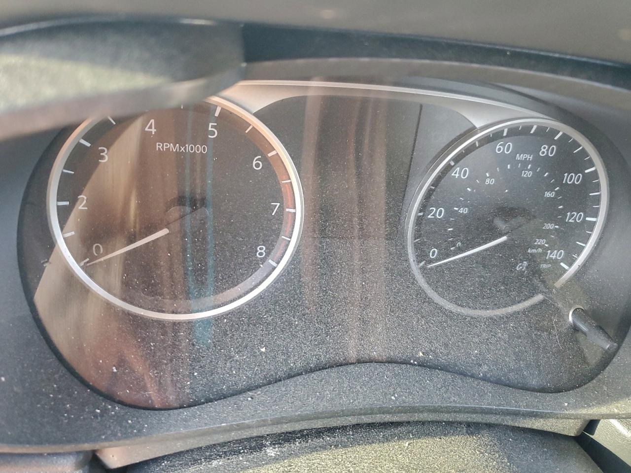 Nissan Versa S Image 11