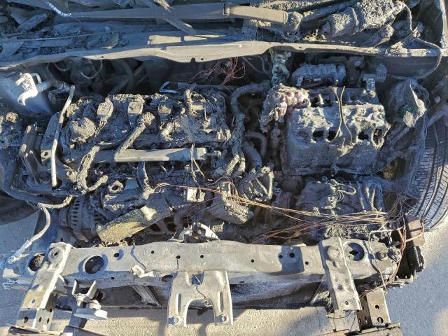 Nissan Versa S Image 9