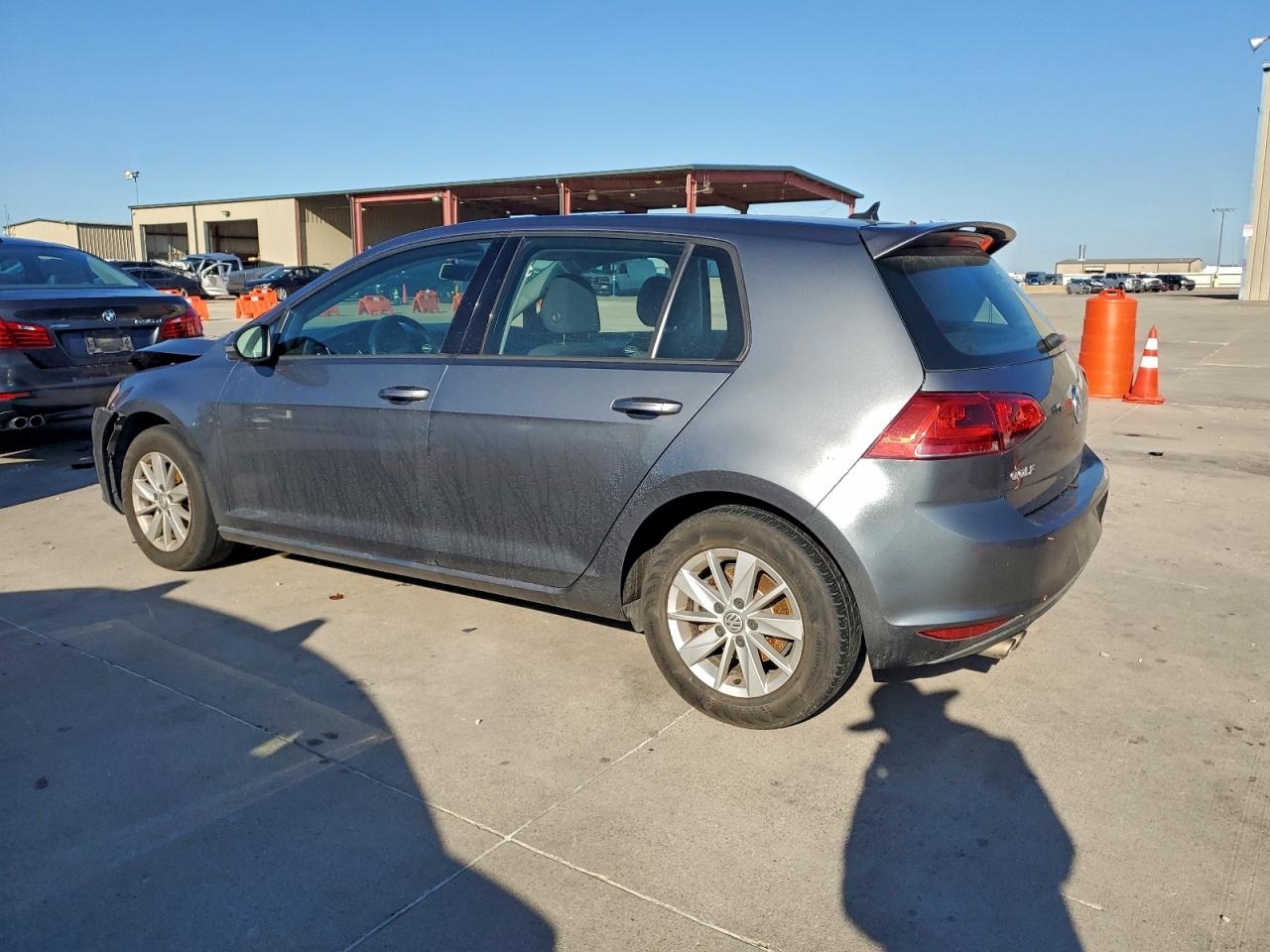 Volkswagen Golf S/se Image 2