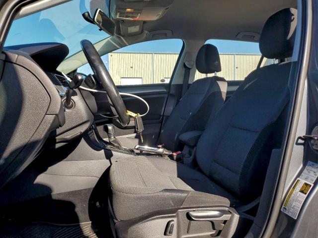 Volkswagen Golf S/se Image 9