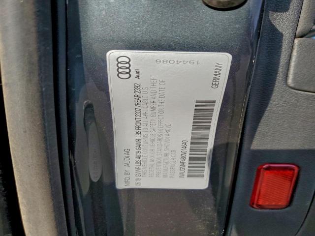 Audi A4 Premium Image 8