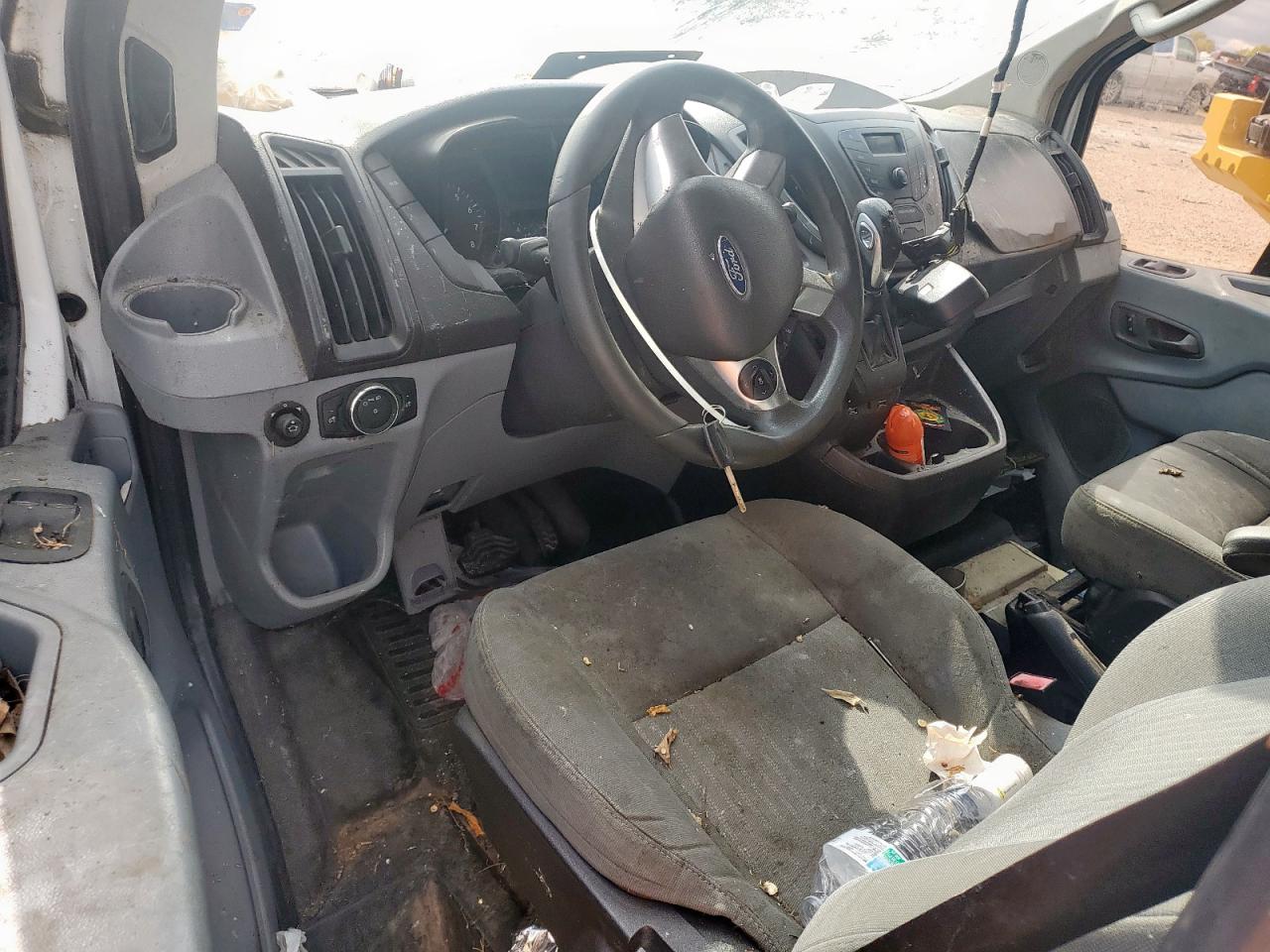 Ford Transit T-250 Image 8