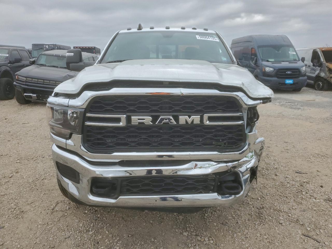 Ram 3500 Tradesman Image 2