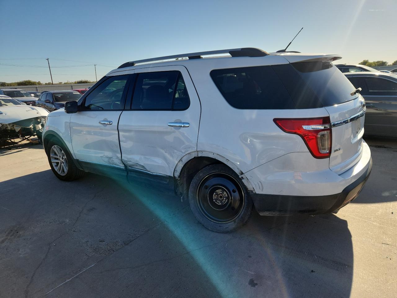 Ford Explorer Xlt Image 8