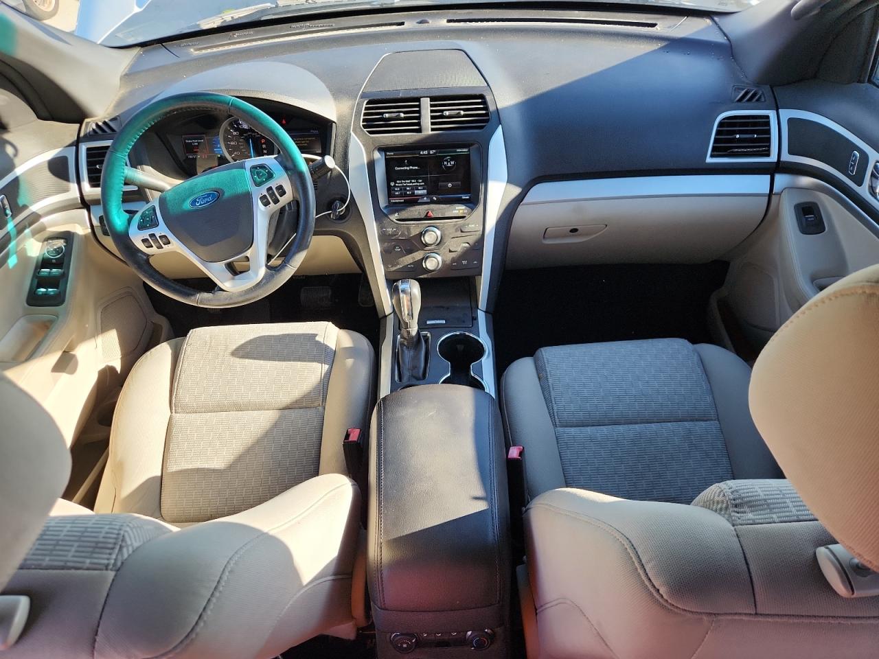 Ford Explorer Xlt Image 5