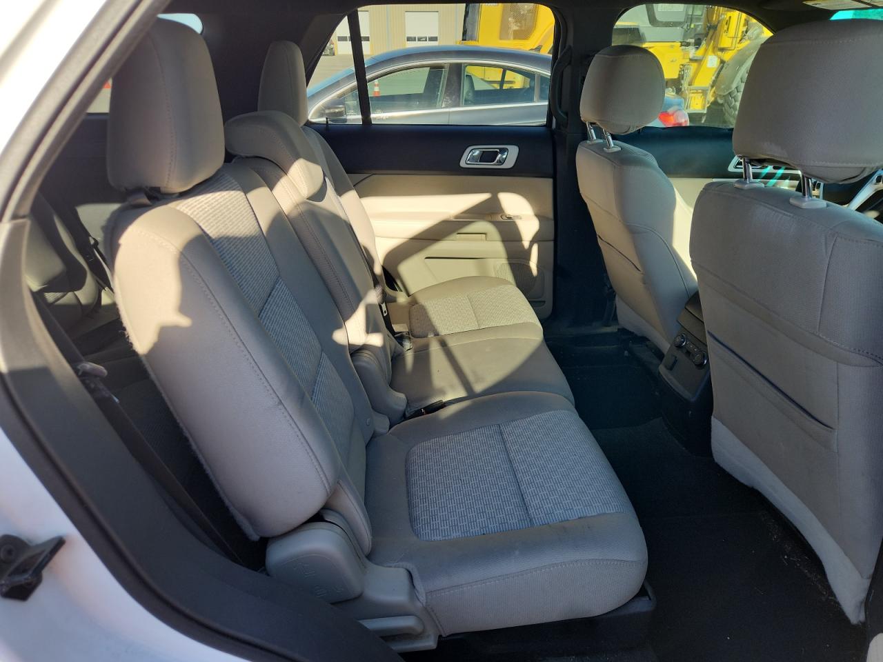 Ford Explorer Xlt Image 2