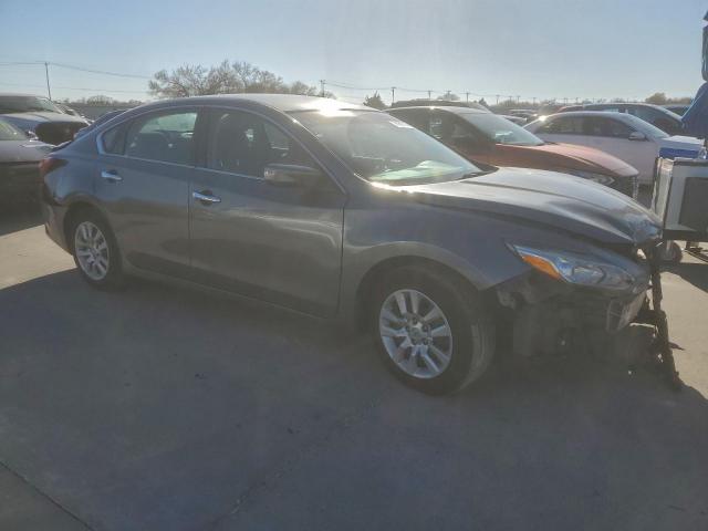 Nissan Altima 2.5 Image 4