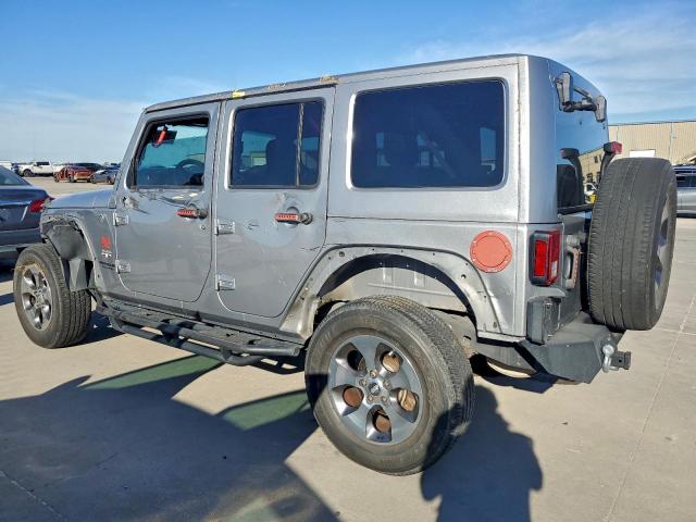 Jeep Wrangler Sahara Image 3
