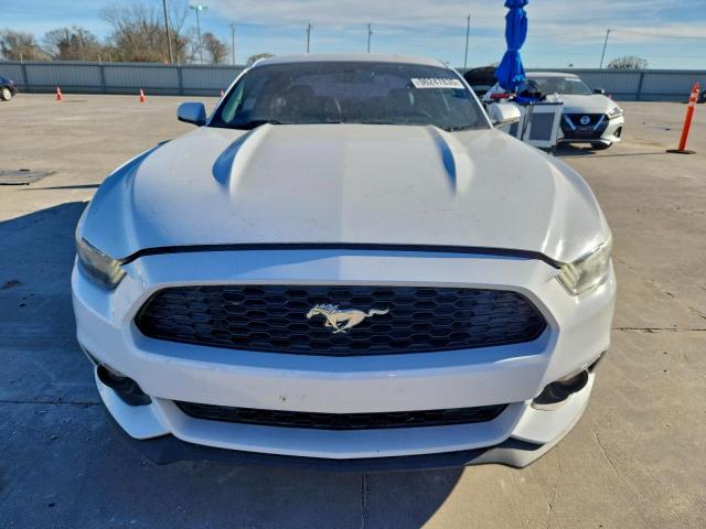 Ford Mustang Image 5