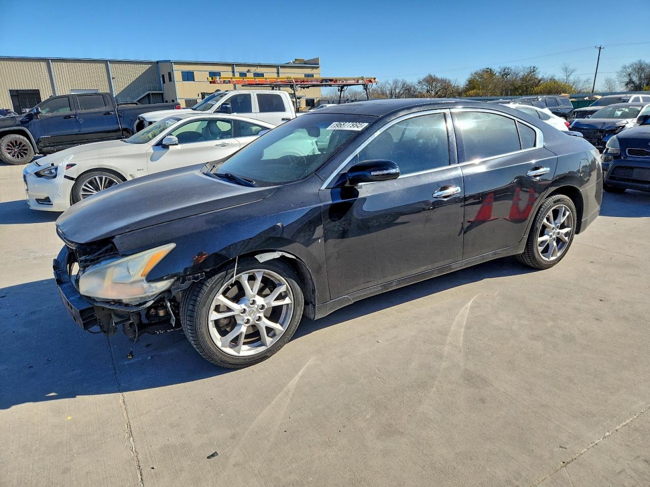 Nissan Maxima S Image 1