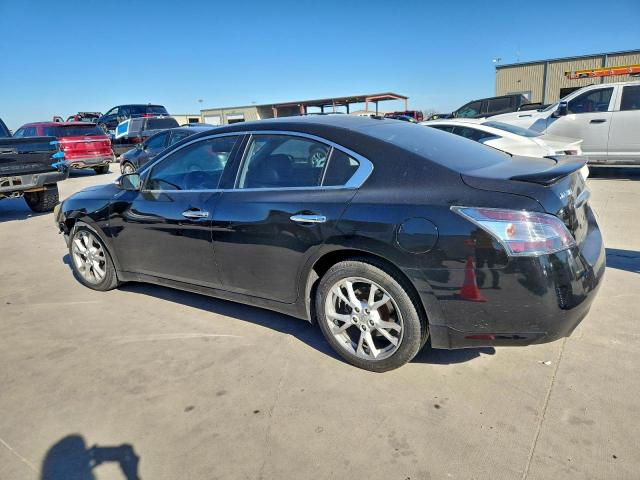 Nissan Maxima S Image 6