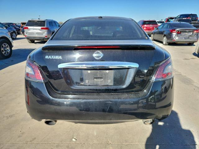 Nissan Maxima S Image 4