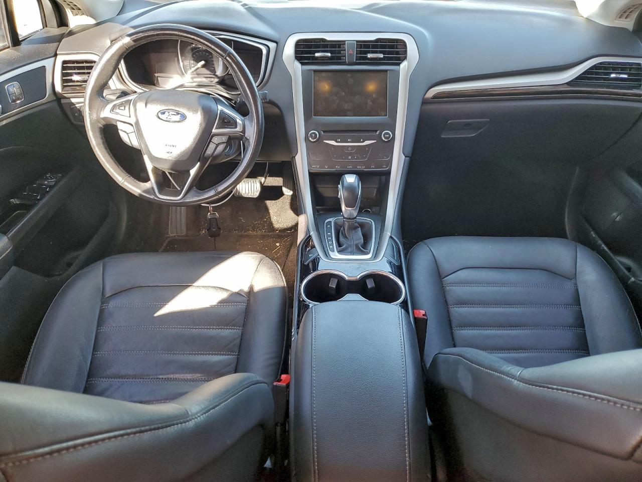 Ford Fusion Se Image 8