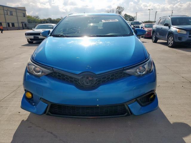 Toyota Scion Image 8