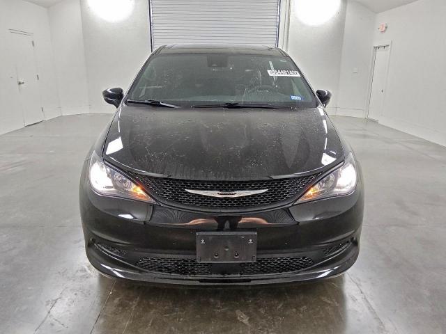 Chrysler Minivan Lx Image 13